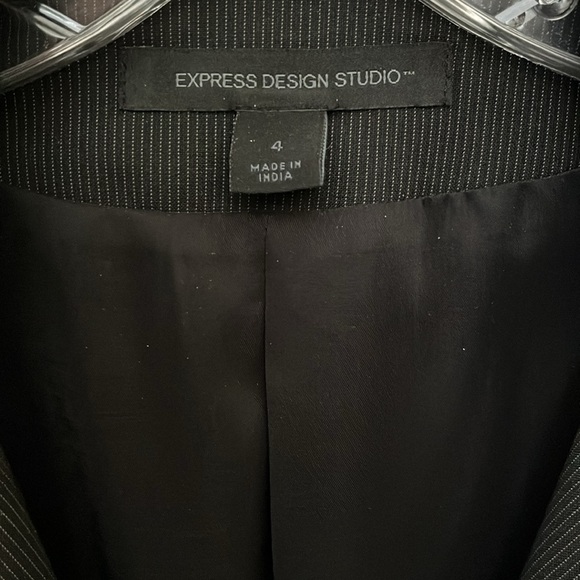 Women’s suit by Express Design Studio - Picture 8 of 8